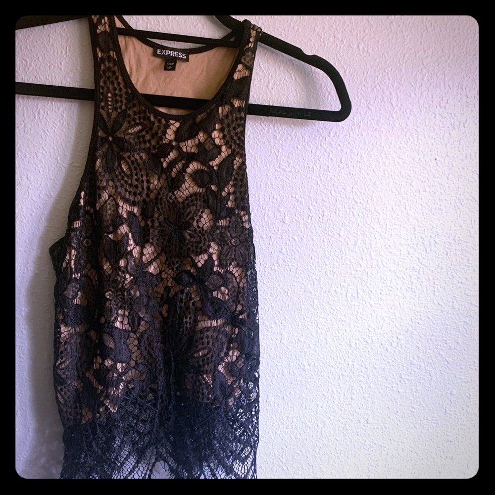 Black lace crop